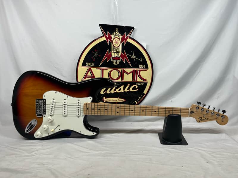 Fender Standard Stratocaster MIM - Made in Mexico Electric Guitar