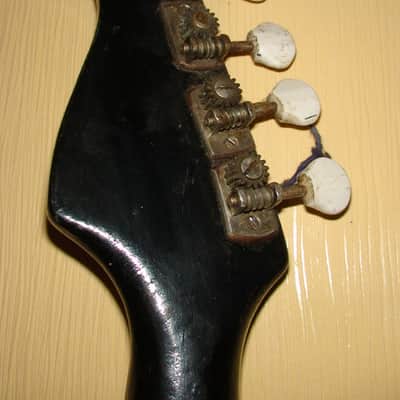 Orfeus Plovdiv 1960 Bass Guitar Vintage image 4