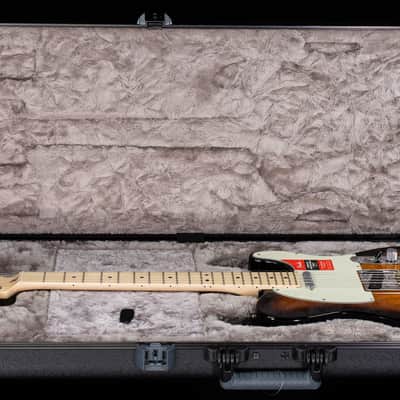 Fender American Professional Telecaster 2-Tone Sunburst Maple (776) image 6