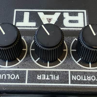 1988 Pro Co RAT (RAT2) - Version 4 Flatbox by Woodcutter w/ Green