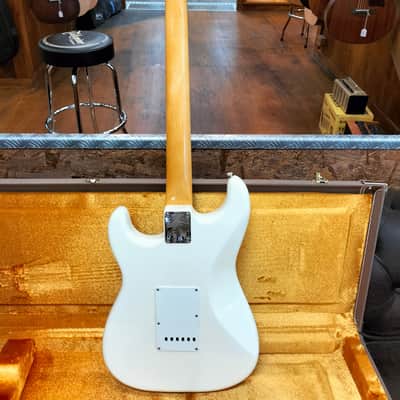 Fender American Vintage II 1961 Stratocaster, Rosewood Fingerboard, Olympic White image 17