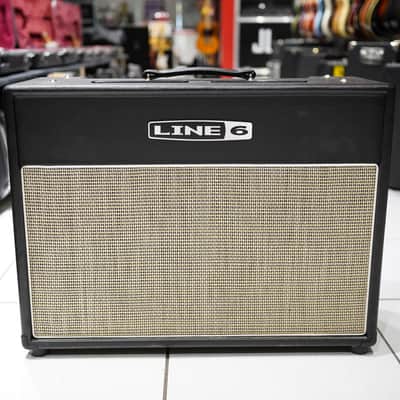 Line 6 Flextone III XL 150-Watt 2x12