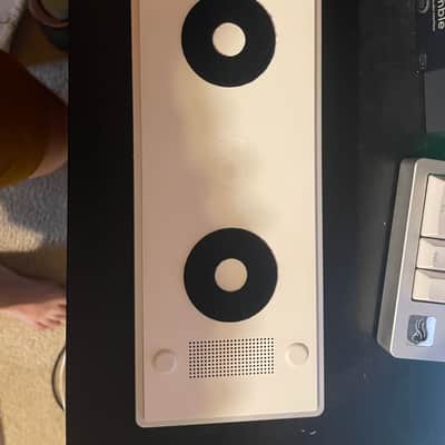 Teenage Engineering OP-1 Field Portable Synthesizer Workstation 2022 - Present - White image 5