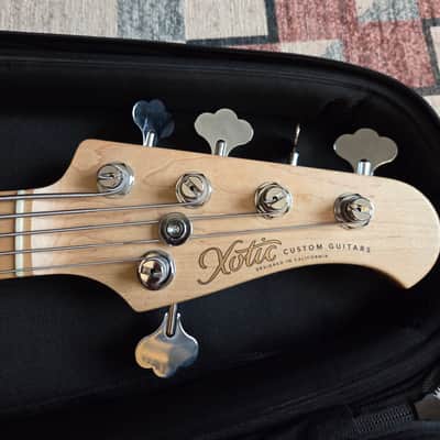 Xotic XJ-1T 5-String Active Jazz Bass – Excellent Condition – Natural Ash/Maple – Premium Hybrid Case. 9.6lbs image 11