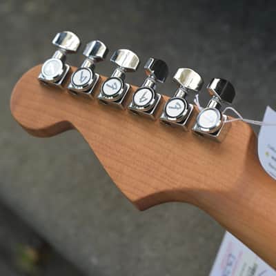 Fender 70th Anniversary Ultra Stratocaster® HSS - Amethyst image 8