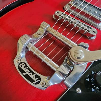 Eastwood Airline Custom K-200 Deluxe semi-hollow double-cut Bigsby w/hsc 2015 - red burst image 4