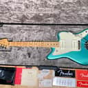 Fender American Professional Jazzmaster with Maple Fretboard 2017 Mystic Seafoam