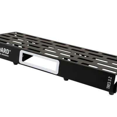 Rockboard TRES-3.2-B Pedalboard with Gig Bag - Black image 3