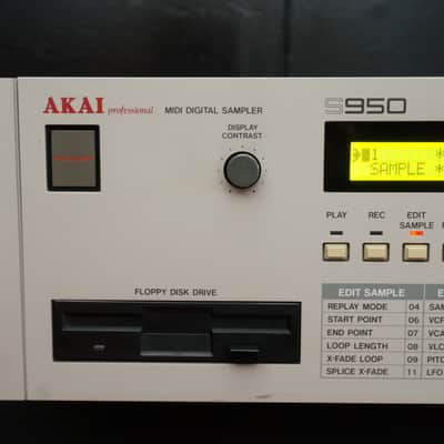 AKAI S950 Rare Classic 80's Vintage 12 bit LO-FI 2U Rack Sampler - 100V image 2
