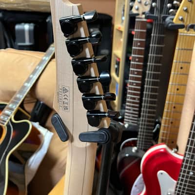 Ibanez RG550-DY Genesis Collection Road Flare Red image 12