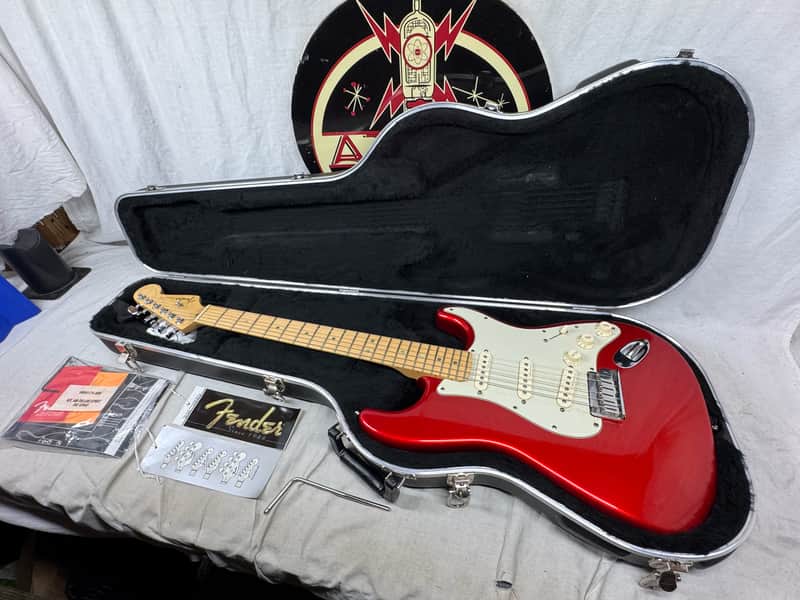Fender American Deluxe Stratocaster Guitar with Case 2002 - Chrome Red / Maple neck
