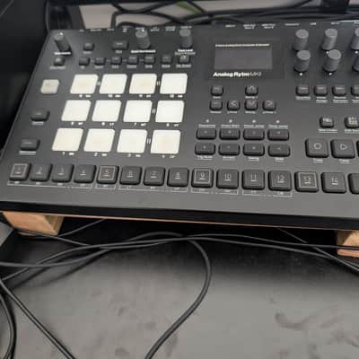 Elektron Analog Rytm MkII - Black + decksaver image 2