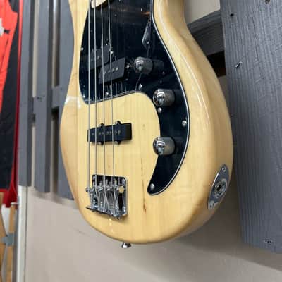 Peavey Milestone 4 Natural 4-String Bass (BLEM) image 3