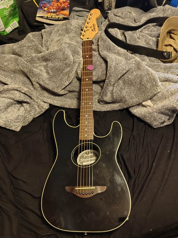 Fender Standard Stratacoustic
