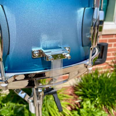 Slingerland Radio King Artist 6.5x14 3-Ply Mahogany/Poplar Snare Drum Silver & Blue Lacquer image 6