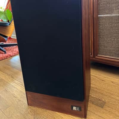 Vintage pair of Teledyne Acoustic Research AR-14 speakers in very good condition. image 16