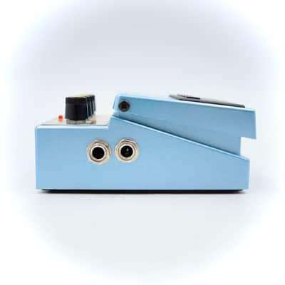 Boss MO-2 Multi Overtone Guitar Effect Pedal Z5D7901 image 5