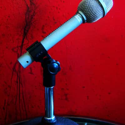 Vintage 1987 Electro-Voice RE11 Supercardioid Dynamic Microphone Low Z w accessories RE10 RE15 RE16 # 2 image 10