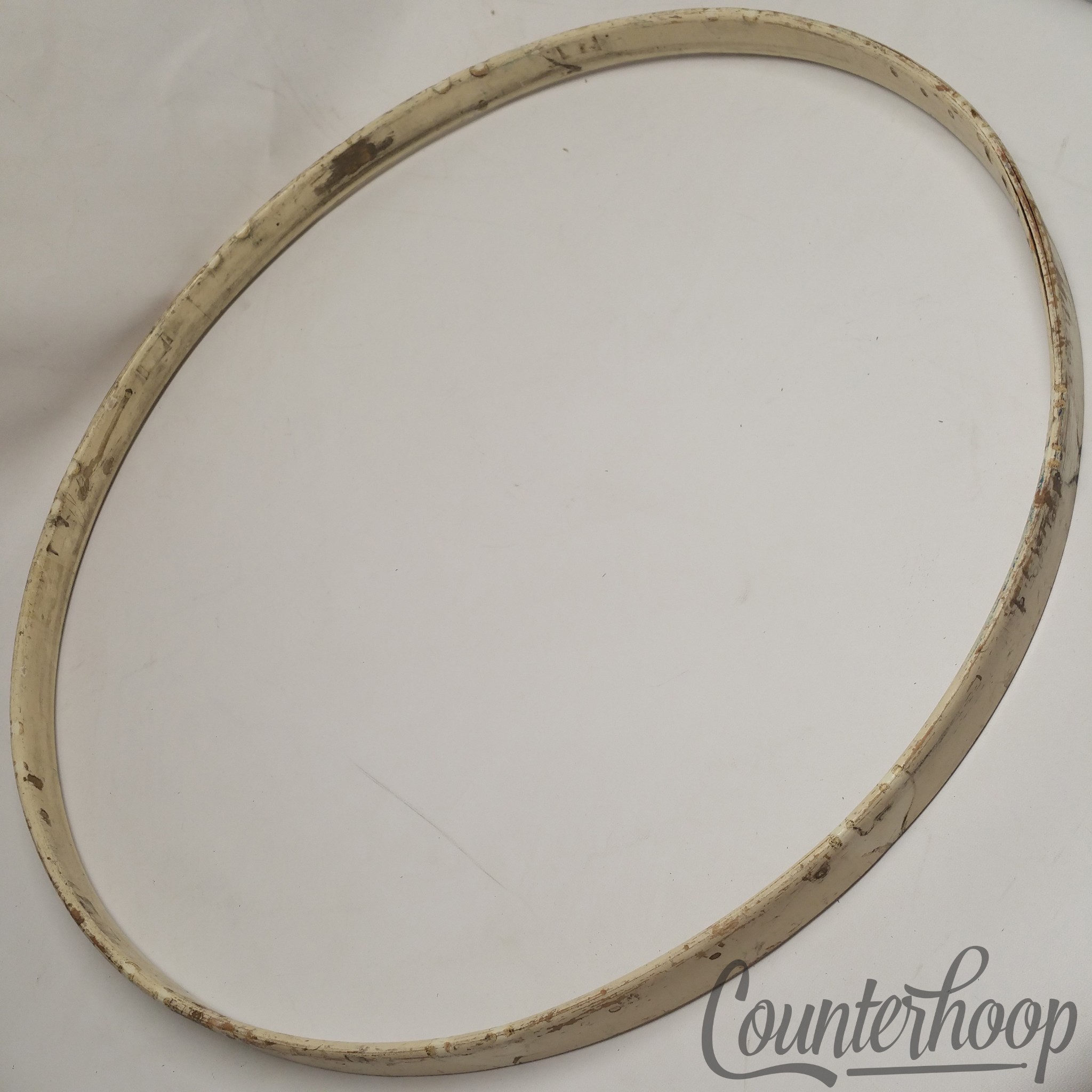 Gretsch 27 1/4" Bass Drum Hoop/Rim 3-Ply Maple Wood White Vintage 10s Brooklyn* — main photograph
