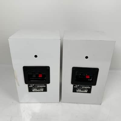 NHT A400/Zero Bookshelf Speakers Pair White image 7