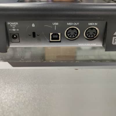 Akai MPD26 2010s - Gray image 3