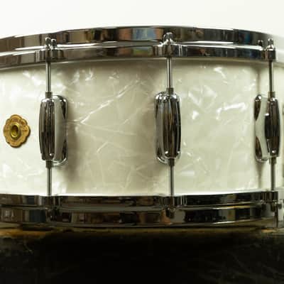 Slingerland Conway 6.5x14 White Marine Pearl Radio King Snare Drum image 2