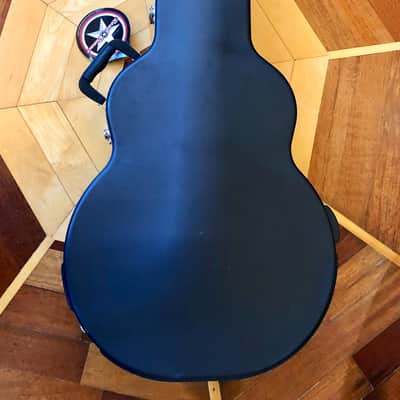 Road Runner RRMAJBO ABS Molded Jumbo Acoustic Guitar Case w/ Key image 1