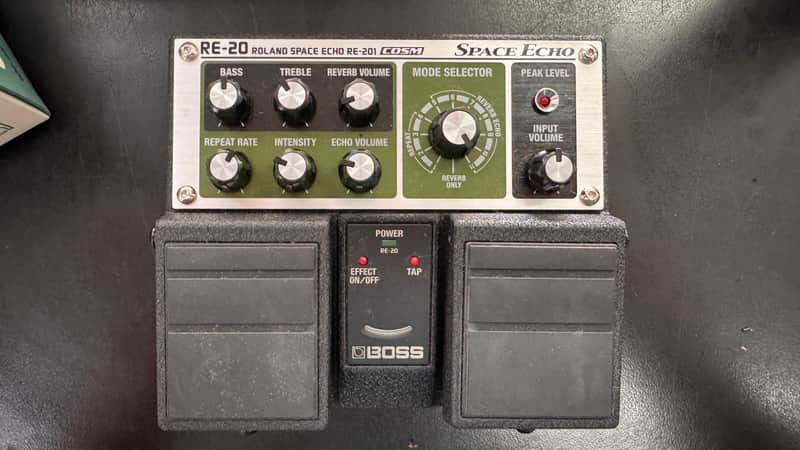 Boss RE-20 Space Echo