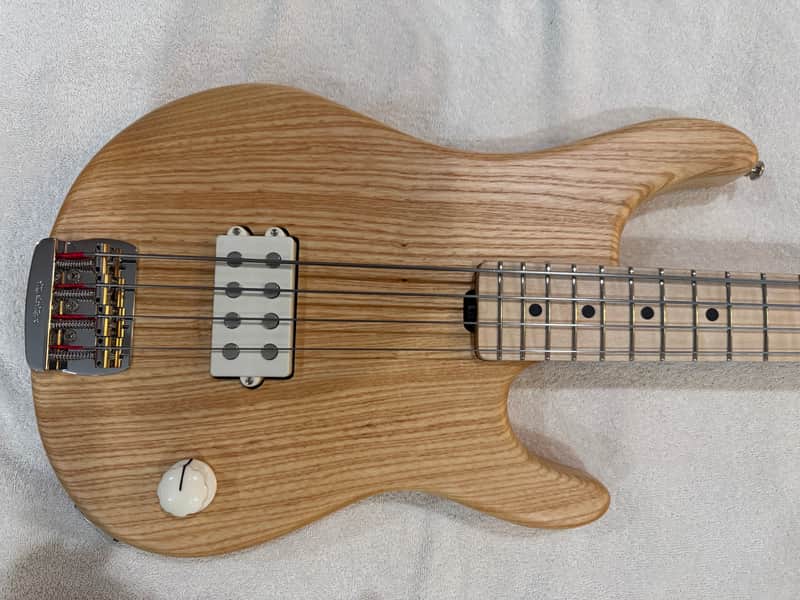 Ernie Ball Music Man Joe Dart