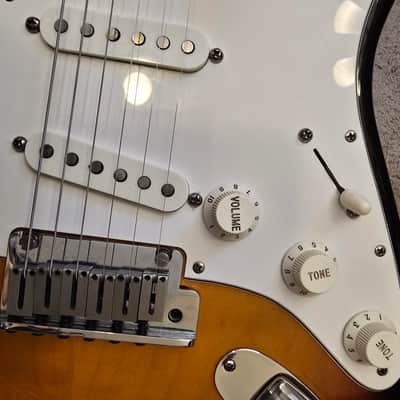 Fender American Standard Stratocaster 1993 - Brown Sunburst image 24