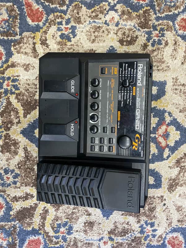 Roland GR-20 Guitar Synthesizer | Reverb