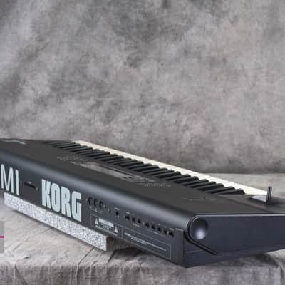 KORG M1 Music Workstation Digital Synthesizer in Good condition image 7
