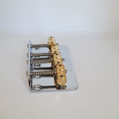 Wilkinson WBBC 4 string Bass Bridge - Chrome image 3