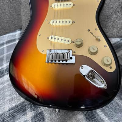 Fender American Ultra II Stratocaster with Ebony Fretboard Ultra image 3