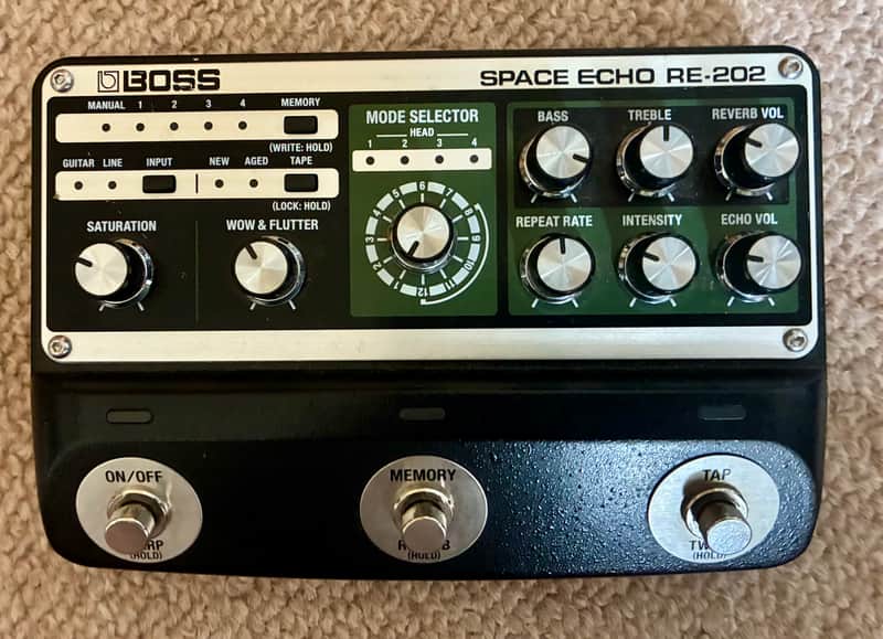 Boss RE-202 Space Echo