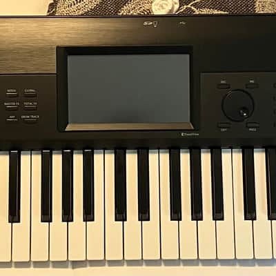 Korg Krome 61 key synthesizer 2010’s - Black