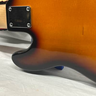 Squier P-Bass Precision Bass Special-5 5-String Electric Bass - Brown Sunburst image 14