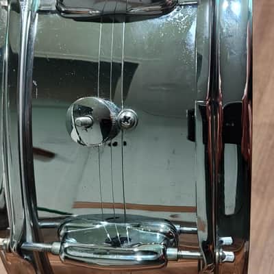 Slingerland No. 130 Gene Krupa Sound King 5x14" 8-Lug Chrome Over Brass Snare Drum with Zoomatic Strainer 1963 - 1977 - Chrome image 5