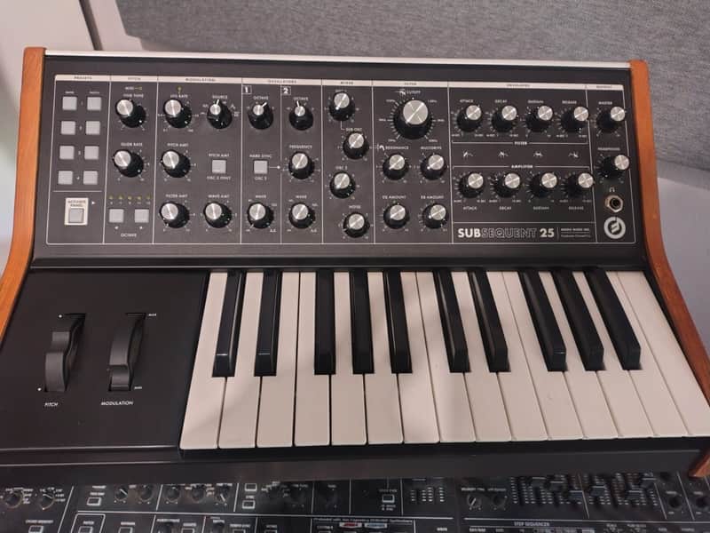 Moog Subsequent 25 Analog Synth 2022 - Present - Black image 1