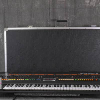 Roland Jupiter-8 Polyphonic Analog Synthesizer w/HC in Very Good condition