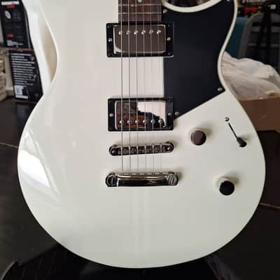Yamaha Revstar II RSE20 2022 - Present - Vintage White 7.1 pounds image 2