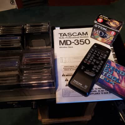TASCAM MD-350 with 30 DISCS ! image 16