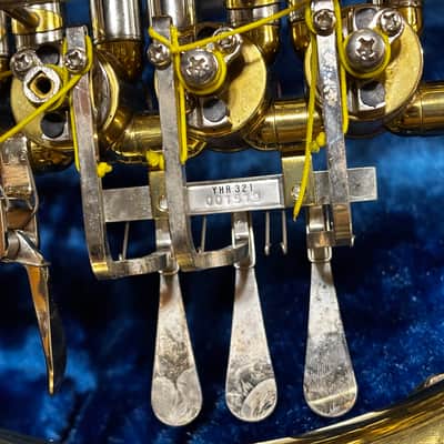 Yamaha YHR-321 Marching French Horn w Case image 7