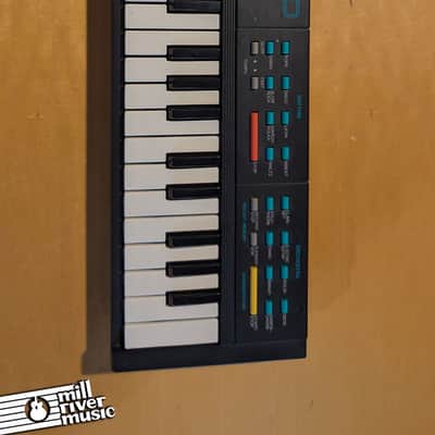 Yamaha PSS-30 Keyboard image 2