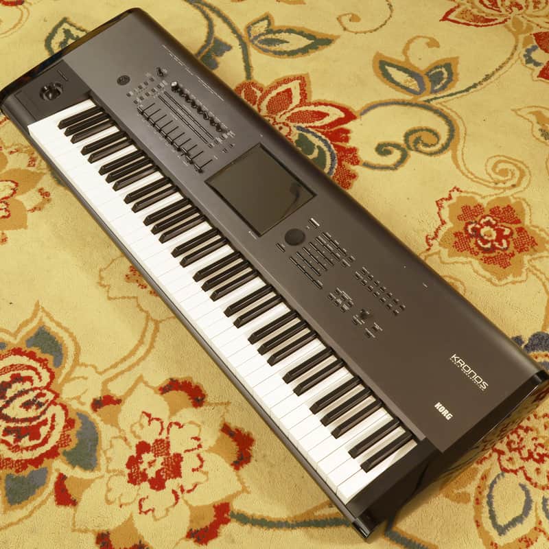 Korg Kronos 73 with Gator case image 1