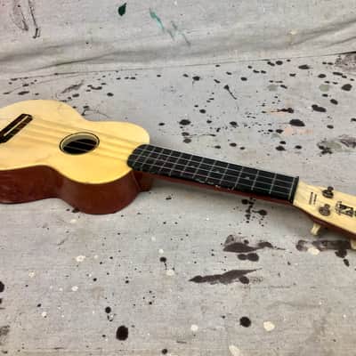 Vintage Maccaferri Islander Ukulele Red MOTS-Plastic 1960's White Poor Condition image 10
