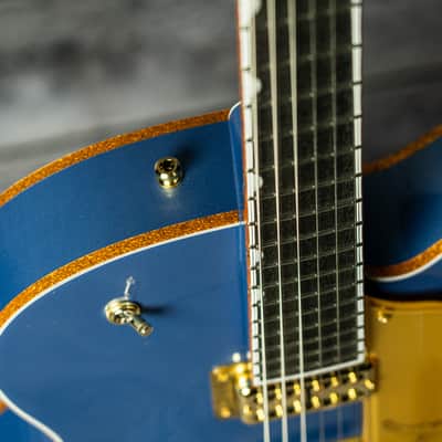 Gretsch Pro Falcon Hollow Body with String-Thru Bigsby and Gold Hardware - Ebony Fingerboard, Cerulean Smoke image 4