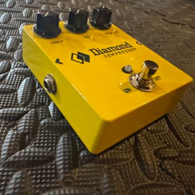 Diamond Compressor 2010s - Yellow image 3
