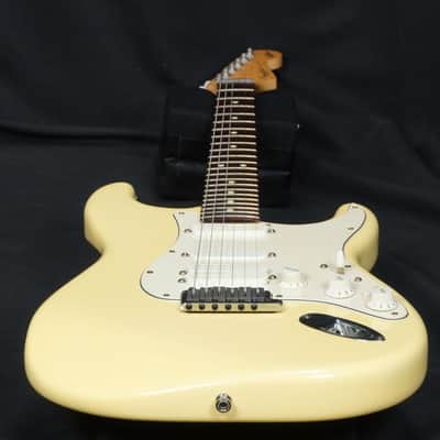 FENDER USA Jeff Beck Stratocaster with RF and Lace Sensor -2001- Vintage White [SZ0180040] (08/18) image 2