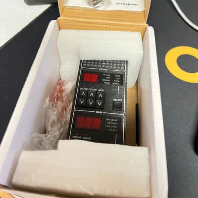 TC Electronic 8210 DT 2020’s - Black image 4